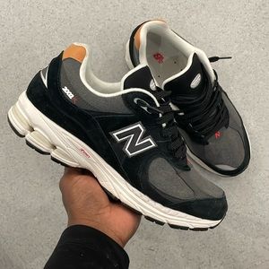 New Balance 2002r “Sepia” “Black” “Magnet”